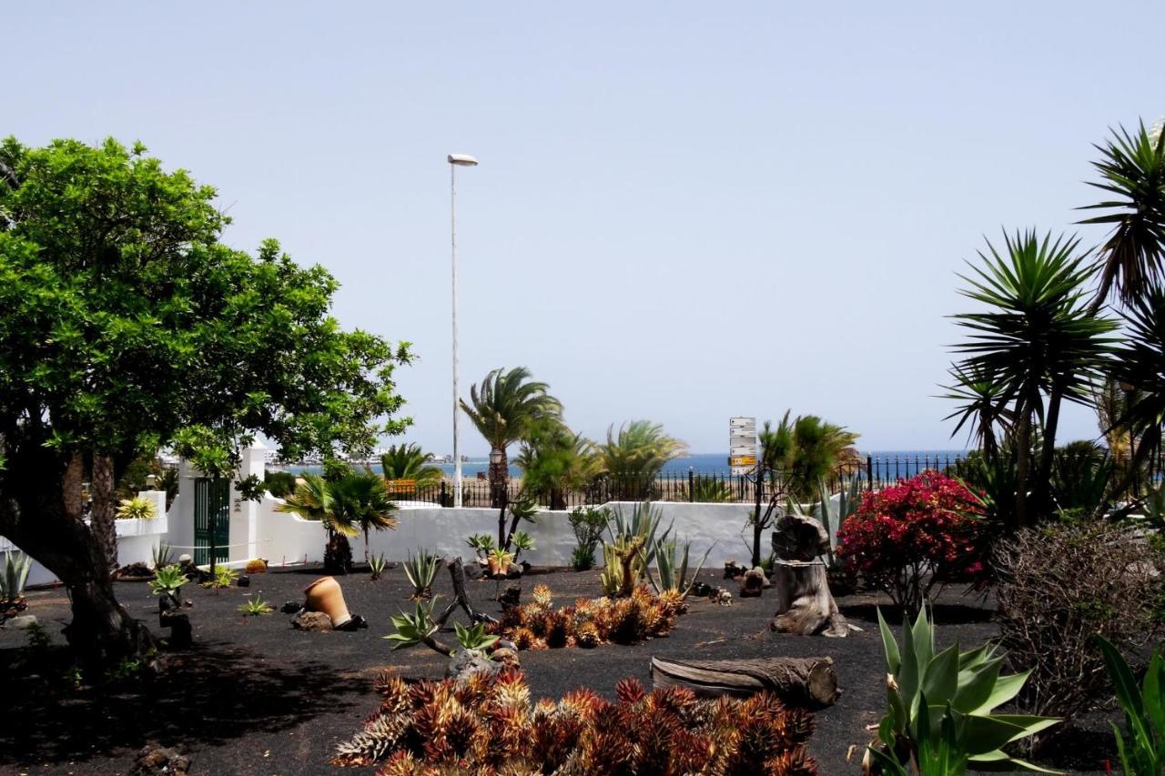 Casa Playa Los Pocillos In Puerto Del Carmen Puerto del Carmen  Exterior photo